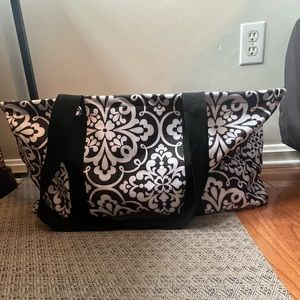 Extra large open tote